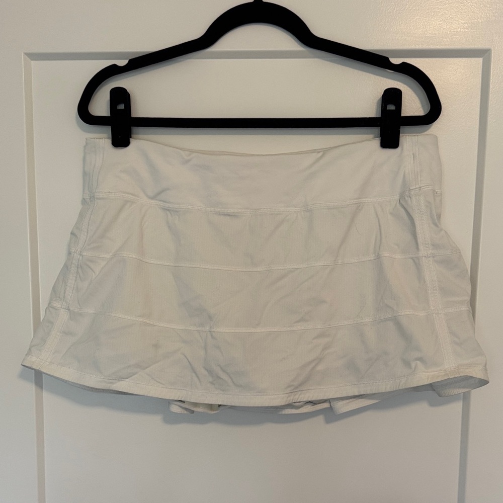 Lululemon White Mini Pace Rival Tennis Skirt